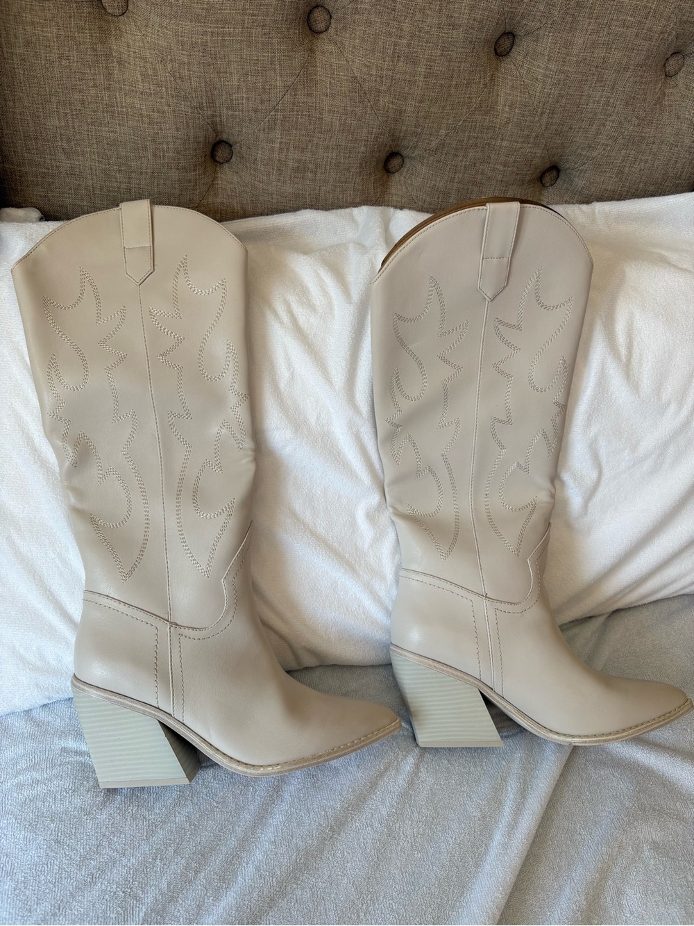 Madden Girl  Cream Western Block Heel Boots